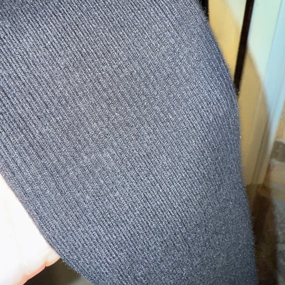 Ralph Lauren Classic Black Turtleneck Sweater - Picture 5 of 5